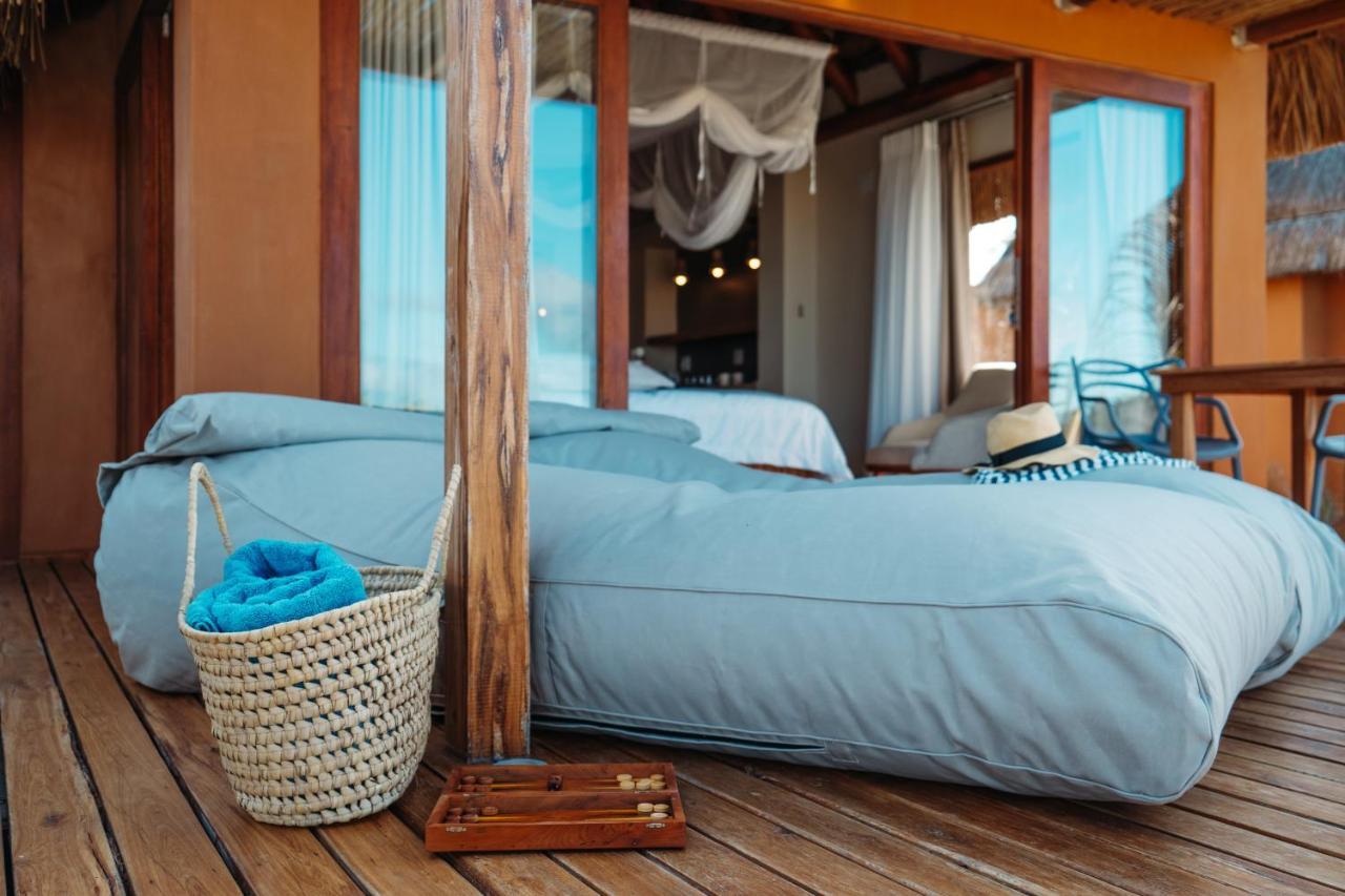 Eclectic Beach Retreat Cabo Nhamua Exterior photo